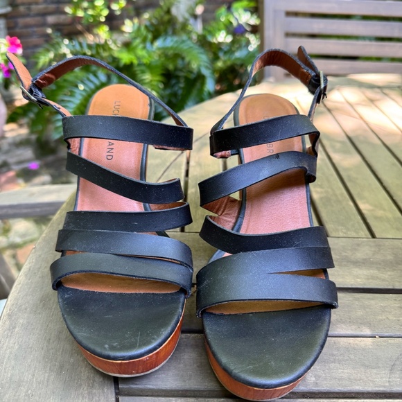 Lucky Brand Marinaa Black Leather Wedge Sandals – Size 8 -- 90s Y2K Chunky Retro - Picture 3 of 8